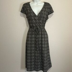 LOFT Faux Wrap Dress, Size 8, EUC
